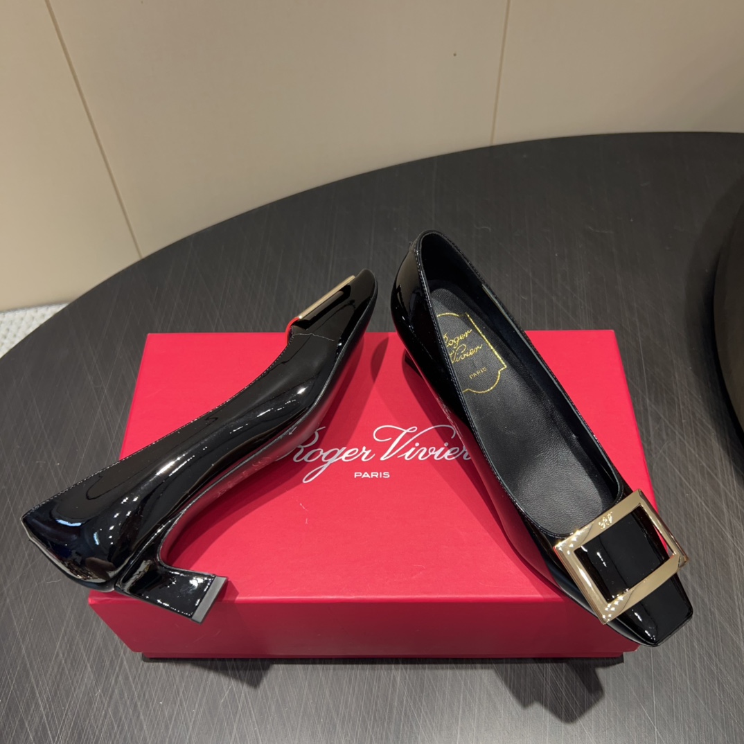 Women's high heels